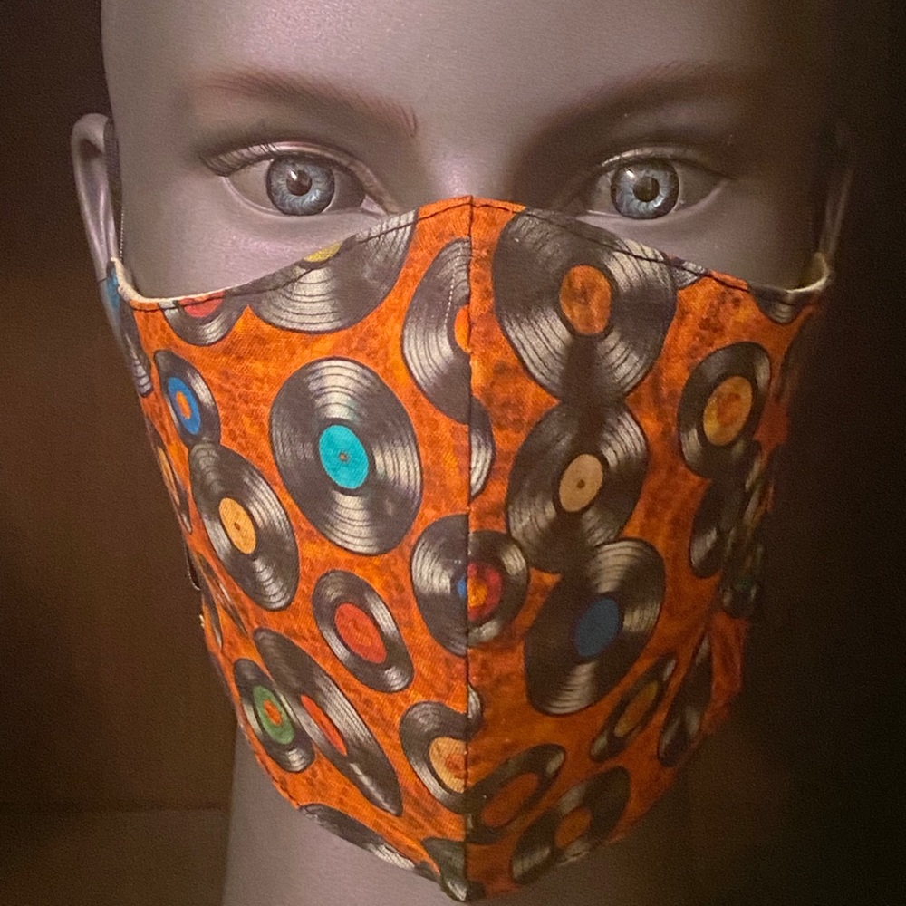 BRAND NEW CUSTOM MADE FACE MASK CAN BE WASHED